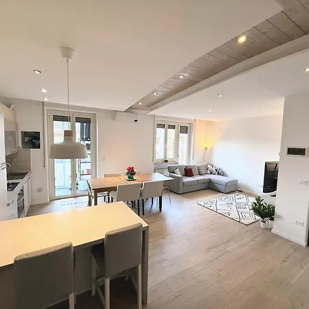 Apartmán Casa Ploy - Bright And Modern, Between The And The Center Pescara