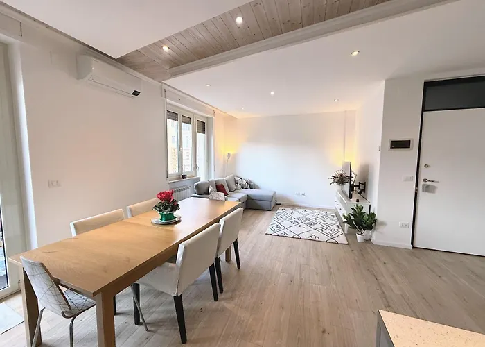 Casa Ploy - Bright And Modern, Between The And The Center *