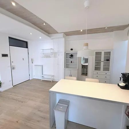 Casa Ploy - Bright And Modern, Between The And The Center Pescara