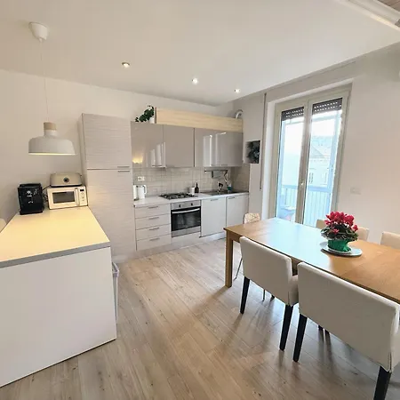 Appartement Casa Ploy - Bright And Modern, Between The And The Center Pescara