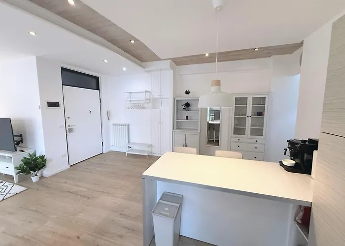 Casa Ploy - Bright And Modern, Between The And The Center Pescara